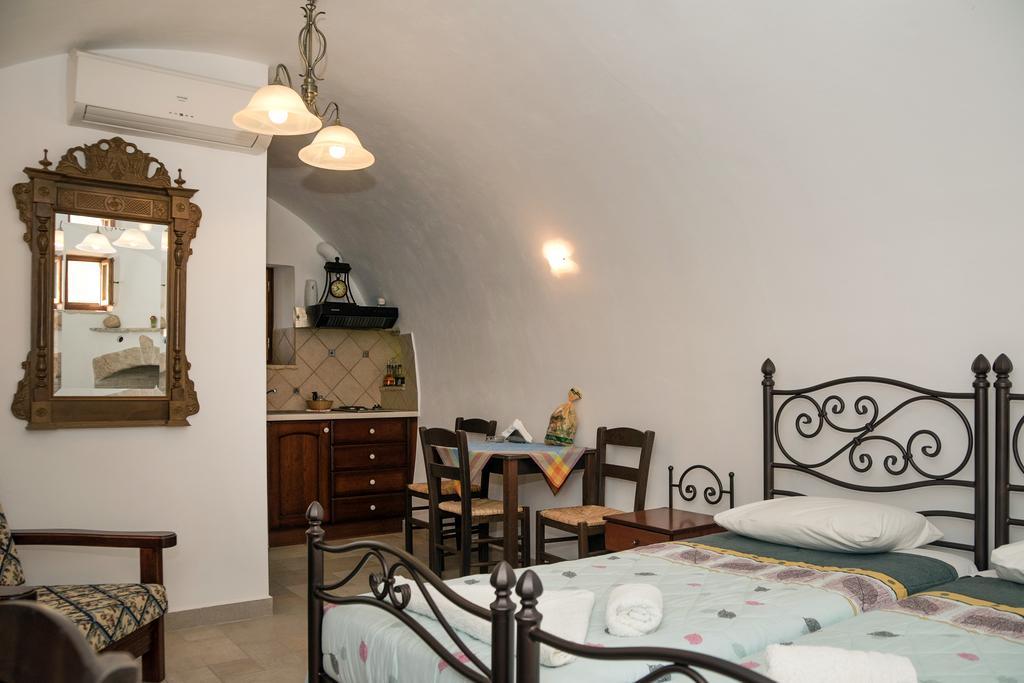Kapetan Manwlis Apartman Káto Hóra Kültér fotó