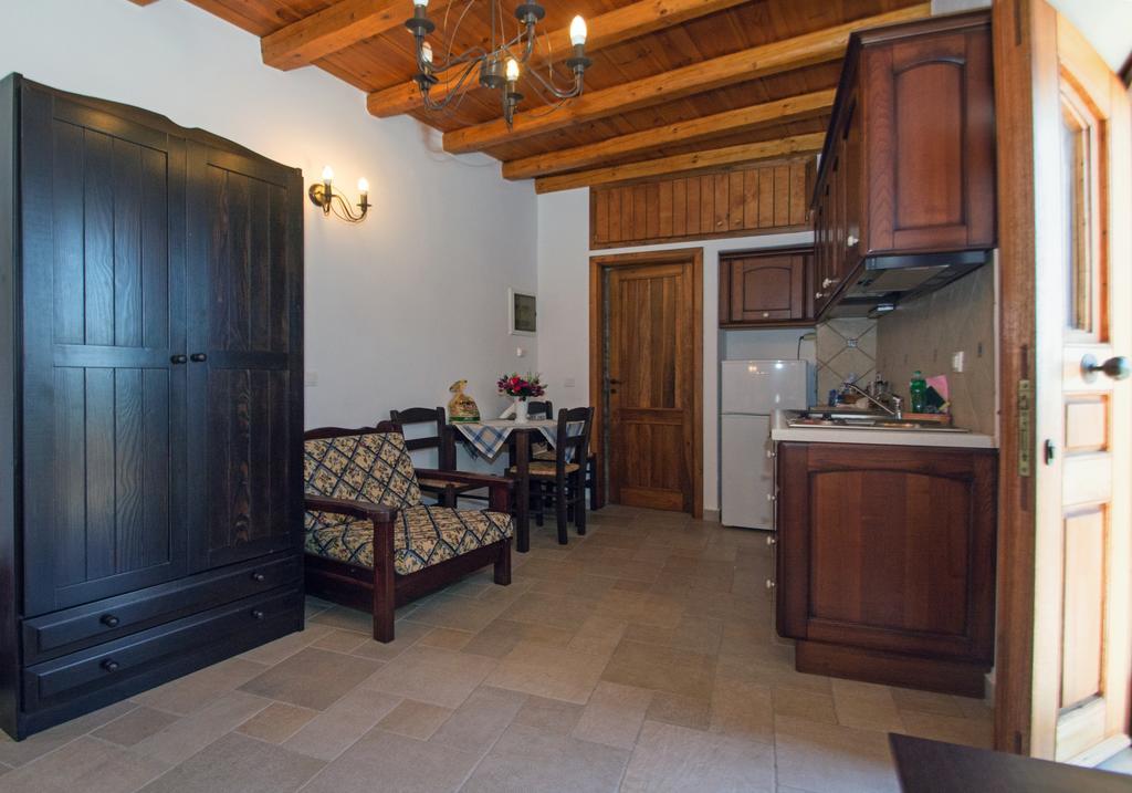 Kapetan Manwlis Apartman Káto Hóra Kültér fotó